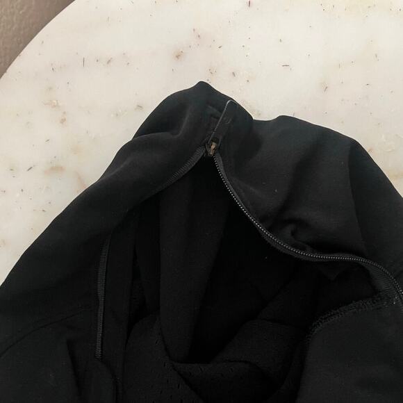 Lululemon Women’s Long Sleeve Mesh Shirt Swiftly Style Black 1/2 Zip Stretch - Picture 7 of 7